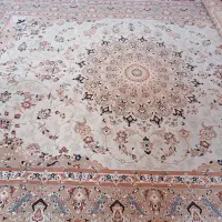 دو‌عدد فرش 12 متری