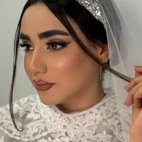 خدمات میکاپ و شنیون در اشکذر