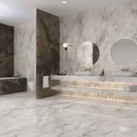 کاشیکاری انجام میشود