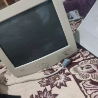 سیستم معمولی|رایانه رومیزی|لالجین, |دیوار