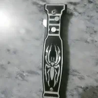 چاقو ضامن دار. شیک و بادوام. خوش دست.