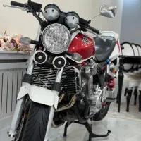 cb1300مدل 2007 سفید آلبالویی