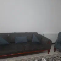 مبل راحتی اصلا استفاده نشده ۴ماهه خریدم|مبلمان خانگی و میز عسلی|شهریار, شهرک وائین|دیوار