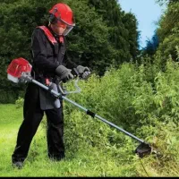 خدمات باغبانی وزدن علف هرز باغ ویلا