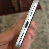 آیفون Se 2020 128g