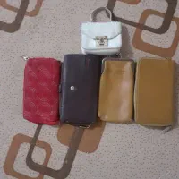 کیف پول دستی