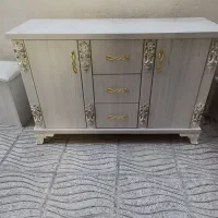 اینه و کنسول به همراه پاتختی و صندلی ارایش|بوفه، ویترین، کنسول|همدان, |دیوار