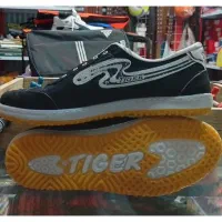 کفش فوتسال تایگر
