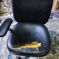 صندلی کاملا سالم