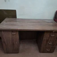 میز تحریر اداری