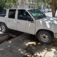 نیسان دوکابین ژاپن