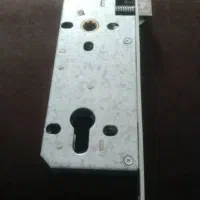 قفل سویچی درب چوبی