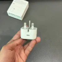 آداپتور ۲۰ وات