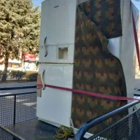 یخچال فریزر بالا پایین بشرط سالم ۲عدد