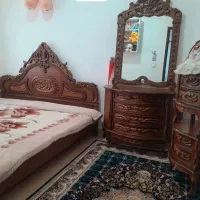 تخت چوبی دونفره باتشک