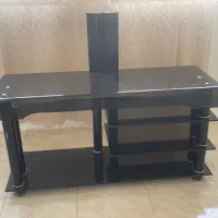 میز تلویزیون شیشهای مشکی سالم