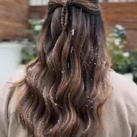 بهترین خدمات آرایشگاه زنانه