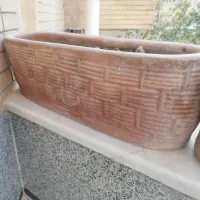 گلدان سفالی|گل و گیاه طبیعی|اصفهان, خواجو|دیوار