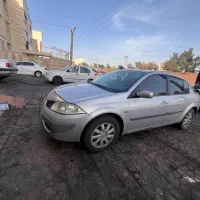 مگان ۲۰۰۰ اتومات مدل۸۹ نقره ای