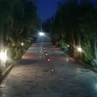 به یک زن و شوهر با جای خواب نیازمندیم