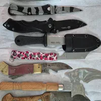 تعدادی چاقو