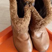 چکمه دخترانه در حدنو و کاملا سالم