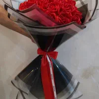 بوکت و دسته گل