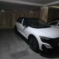 آئودی Q5 بلک پکیج