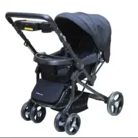 کالسکه دلیجان هم‌طرف‌مادر می‌مونه.هم طرف جلو...