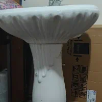 روشویی به همراه شیر اب