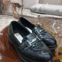 کفش(نو)|کیف، کفش، کمربند|شاهین‌شهر, دهخدا|دیوار