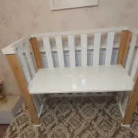 تخت MDF کنار مادر نو