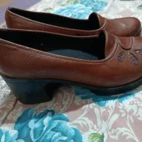 کفش چرم اصل سایز 36به 37 هم میخوره
