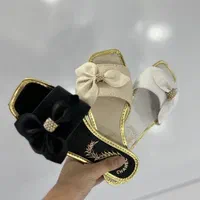 صندل وکفش