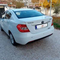 برلیانس رنگ سفید بدون رنگ و ضربه همه فابریک|خودرو سواری و وانت|بهشهر, |دیوار