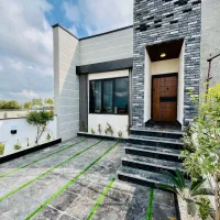 فلت-مدرن-فول-فرنیش-نزدیک-به-جاده-اصلی