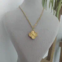 اکسسوری گردنبند ونکلیف طلایی