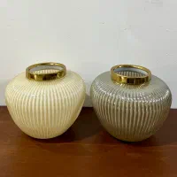 گلدان شیشه ای مدرن