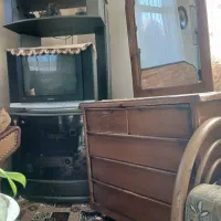 تلوزیون‌کمد کشودار‌ میز عسلی