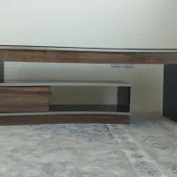 میز تلویزیون تو تمیز حتی بدون یک خش