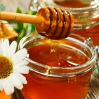 فروش عسل طبیعی همه روزه جلو جهادکشاورزی گناوه