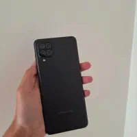 a12 بسیار تمیز و درحد نو