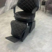 سه عدد میز صندلی