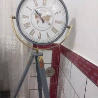 ساعت پایه دار