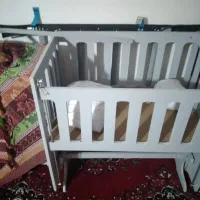 گهواره درحد نو|تخت و صندلی بچه|کنگاور, |دیوار
