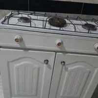 اجاق‌گاز‌ سه‌ شعله‌کاملا‌سالم