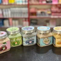 انواع لوازم ارایش به قیمت عمده|آرایشی، بهداشتی، درمانی|زند, |دیوار