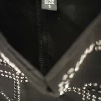 مانتو|لباس|بهارستان, |دیوار