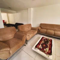 فروش تعدادی مبل شیک  و با کیفیت با قیمتی مناسب|مبلمان خانگی و میز عسلی|کیش, |دیوار