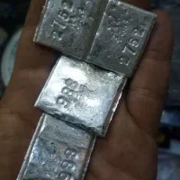 نقره شمش با انگ آزمایشگاهی و سکه های نقره